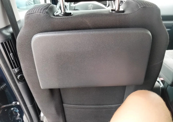 Peugeot 5008 cena 23300 przebieg: 166900, rok produkcji 2010 z Nowy Wiśnicz małe 254